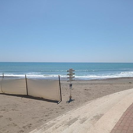 Appartamento Turisstiko La Roca Chica 2 Torremolinos Esterno foto