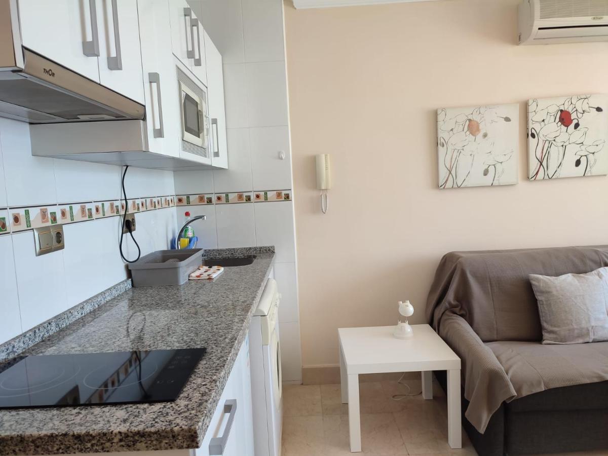 Appartamento Turisstiko La Roca Chica 2 Torremolinos Esterno foto