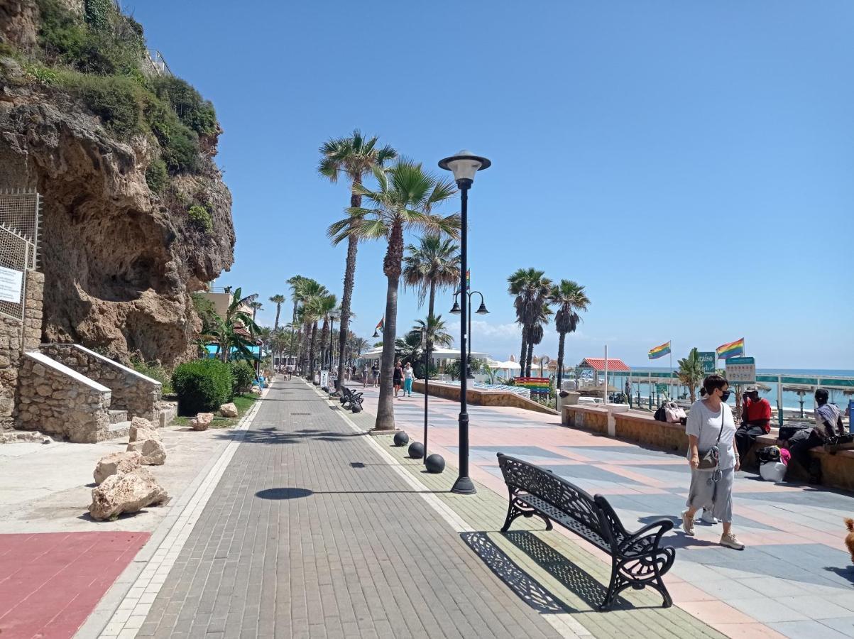 Appartamento Turisstiko La Roca Chica 2 Torremolinos Esterno foto
